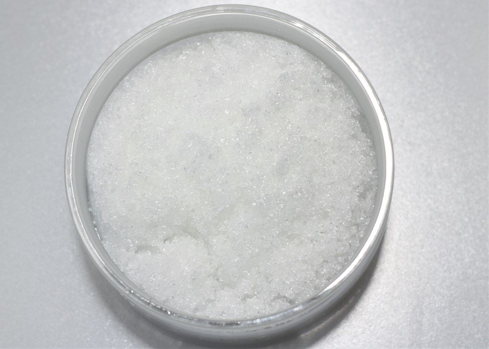Terbium Nitrate Pentahydrate - Image 2